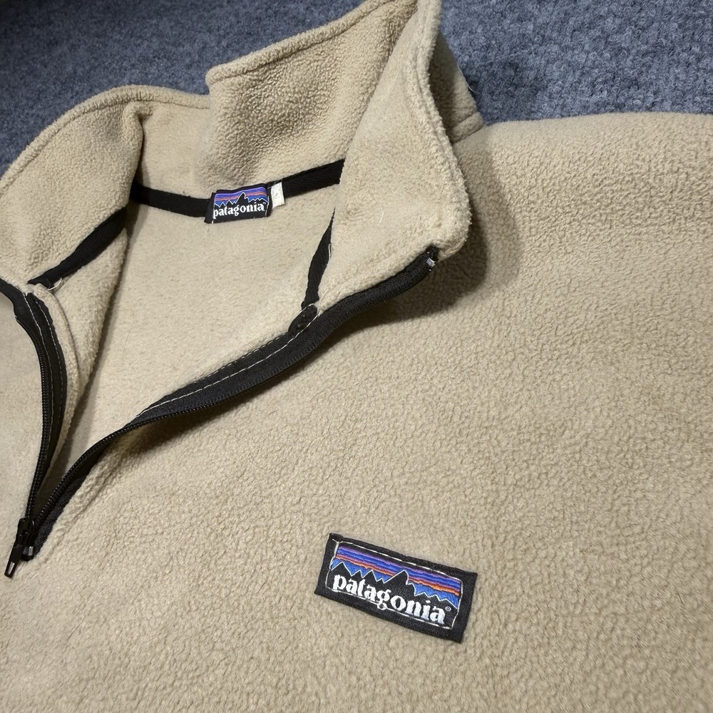 Patagonia Beige quarter-zip fleece pullover Size Medium - Picture 4 of 7
